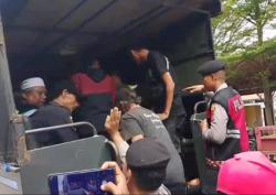 Imbas Video Viral Diduga Pungli di Indramayu, 16 Orang Diamankan Polisi