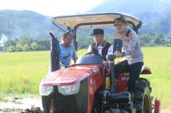 Bupati Aceh Selatan Resmi Luncurkan Basaga Bajak Sawah Gratis