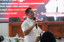 Coffee Morning Bersama Wartawan, Wali Kota Lhokseumawe Tegaskan Komitmen Terima Saran dan Kritik