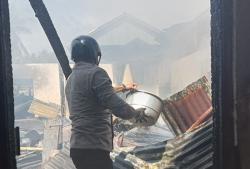 Rumah Warga di Majene Ludes Terbakar, Diduga Akibat Korsleting Listrik
