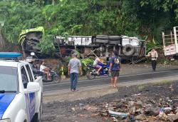 Tegas! Polisi Larang Truk Sumbu Tiga Melintasi Jalan Magelang-Purworejo Buntut Kecelakaan Beruntun
