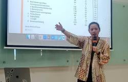 Perang Dagang Mereda, Ekonom UGM Minta Pemerintah Tetap Waspada