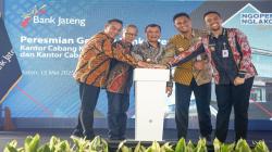 Ahmad Luthfi Instruksikan Bank Jateng Berikan KUR kepada 737 Pelaku Usaha Mikro