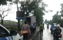 Kecelakaan Maut di Jalan Bojonegoro–Babat, Pelajar Tewas Usai Tabrak Truk Berhenti