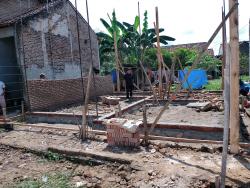 Pekon Bulukarto Bedah Rumah Warga Tak Mampu