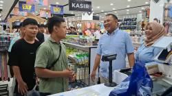 Bentuk Ungkapan Rasa Syukur, Kapolres Pekalongan Ajak Belanja Anak Yatim Piatu