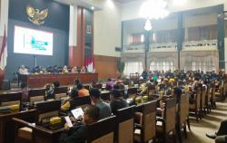 Warga Cilayung Audensi ke DPRD Kuningan, Aspirasikan soal Kewilayahan