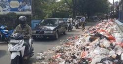 Jalan di Tangerang Macet dan Bau! Sampah Menumpuk, Warga Minta Pemerintah Turun Tangan