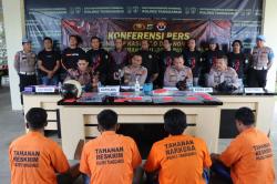 Tiga Kasus Besar Terungkap, Polres Tanggamus Sita Senpi Rakitan dalam Operasi Pekat
