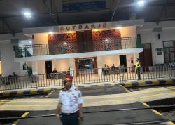 Tarif Khusus dari Stasiun Kutoarjo! Perjalanan Aman, Nyaman, dan Ramah Lingkungan Bersama KAI