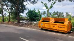 DLH Kota Tasikmalaya Mulai Sebar Puluhan Kontainer Sampah ke Titik Strategis