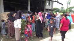 Emak-Emak Geruduk Kandang Ayam di Grobogan, Bau Bangkai Picu Warga Sakit