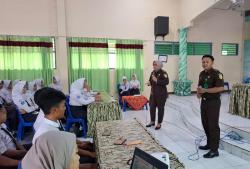 Kejaksaan Grobogan Datangi SMPN 3 dan SMPN  2 Purwodadi, Beri Pemahaman Soal Kenakalan Remaja