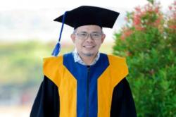 Putra Asal Sinjai, Prof Ilyas Lampe Dikukuhkan Sebagai Guru Besar Ilmu Komunikasi UNTAD Palu