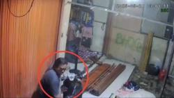 Aksi Pencurian Motor di Pamanukan Terekam CCTV, Pelaku Beraksi saat Korban Tertidur Kelelahan