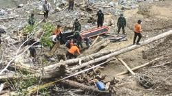 Menembus Medan Terjal, Tim SAR Gabungan Lanjutkan Pencarian Korban Banjir dan Longsor di Pegaf