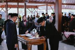 Bupati Banyumas Lantik 49 Pejabat Baru