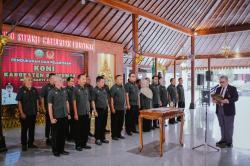 Pengurus KONI Banyumas Resmi Dilantik, Bupati Targetkan Masuk 5 Besar Porprov Jateng 2026