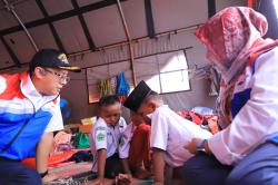 Pertamina RU IV Cilacap Salurkan Bantuan untuk Korban Tanah Bergerak di Brebes
