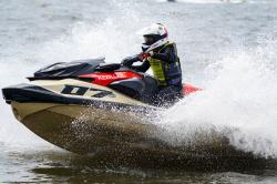Atlet Belia Umur 9 Tahun, Ellena Carissa Utari Putri Pratama Siap Ukir Prestasi di Dunia Jetski