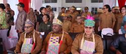 Gubernur Elisa Kambu Resmikan Sekolah Gratis untuk 14 Ribu Siswa di Sorong Selatan