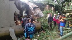 Tanah Longsor di Pasirwangi Garut Satu Rumah Rusak dan Akses Jalan Terputus