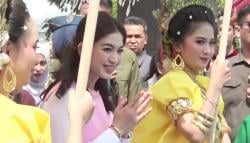 Detik-detik Istri Wapres RI Selvi Ananda Gibran Buka Acara Warna Budaya di Makassar