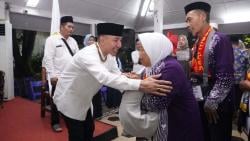 Momen Haru di Lebak: 176 Jemaah Haji Kloter 49 Resmi Diberangkatkan Menuju Tanah Suci