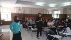 Prodi PPKn UMS Gelar Seminar Retorika dan Dialektika, Dorong Mahasiswa Kuasai Panggung