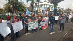 100 Hari Pemerintahan Sudarsono-Supriana, Buruh Banjar: Jangan Cuma Janji Manis