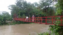 Jembatan Gantung Impian Warga Panyindangan Cianjur Resmi Beroperasi, Akses Dua Kampung Makin Lancar