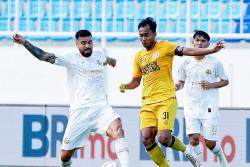 Hasil Liga 1 2024-2025: Semen Padang Tekuk Arema FC 2-0, PSS Sleman dan Barito Putera Degradasi