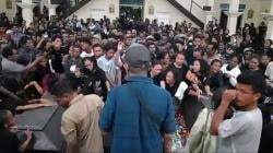 Suasana Duka dan Isak Tangis Warnai Pemakaman Jenazah Korban Banjir Bandang Pegaf di Kampung Kenyum