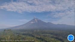 Breaking News! Waspada, Gunung Semeru Meletus Semburkan Lontaran Batu Pijar dan Abu Vulkanik