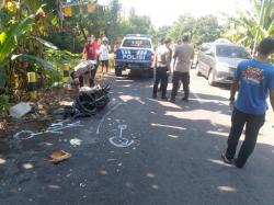 Pasutri Tewas Ditabrak Mobil, Kondisinya Mengenaskan Usai Kecelakaan Maut di Jombang