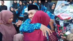 Air Mata Bahagia Iringi Pelantikan 196 PPPK Kemenag Sinjai Setelah Bertahun-Tahun Mengabdi