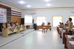 Tim Saber Pungli Gelar Rapat Kerja dan Evaluasi di Aula Inspektorat Kobar