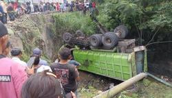 Kecelakaan Beruntun di Jalan Raya Malasan, 4 Nyawa Melayang