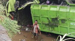 Empat Tewas dalam Kecelakaan Tragis di Jalur Lumajang–Probolinggo
