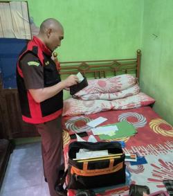 Penggeledahan Dugaan Korupsi Bimtek Desa, Kejari Pringsewu Sita Dokumen Penting