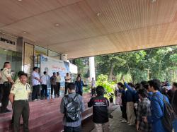 Mahasiswa FEB Unila Gelar Aksi Unjuk Rasa Pasca Meninggalnya Pratama Wijaya
