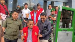 Kejati Kalteng Serahkan Tiga Tersangka Korupsi IUP Barito Utara ke Jaksa Penuntut Umum