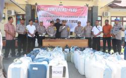 Operasi Pekat Turangga 2025: Polres Sumba Timur Sita 1.700 Liter Miras dan 19 Sajam
