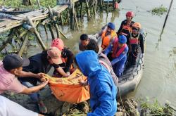 Pencarian Hari Kedua, Nelayan Hilang di Perairan Brondong Ditemukan Meninggal Dunia