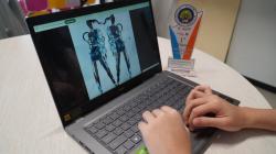 Mahasiswi Surabaya Raih Juara 1 Asian Student Fashion Week 2025