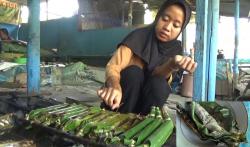 Pepes Telur Ikan Asap, Kuliner Unik yang Jadi Incaran Wisatawan di Waduk Kedung Ombo Grobogan