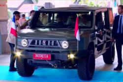 Gagahnya Prabowo Setiri Macron Keliling Akmil Magelang Naik Maung Perkasa