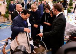 Bobby Kertanegara, Kucing Milik Prabowo Curi Perhatian Emmanuel Macron dan istri
