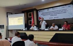 Wabup Aditya Pontoh Pimpin Rakor PAD dan Serahkan SPPT PBB-P2 Tahun 2025