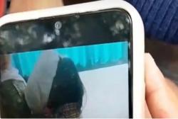 Dihadapan Teman-temannya, Siswa SMP di Cirebon Terekam Menjadi Korban Perindungan
